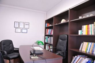 Το γραφείο του ειδικού Ορθοδοντικού Δρ. Μιχάλη Τζούμπα